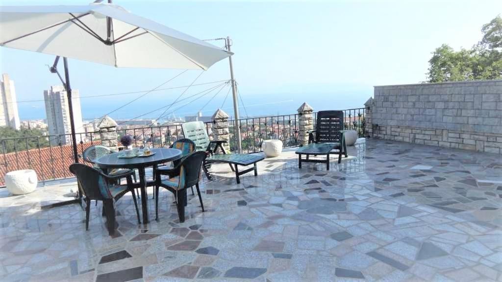Apartment Mediterranean Garden Fiume Esterno foto